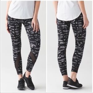 Lululemon Inspire Tight- Graf Black/White Sz 4